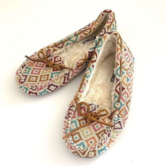Minnetonka Red and Pink Aztec Boho Wool Slippers sz 9M Western Comfy Worm - Picture 1 of 8